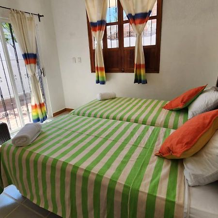 Bed and Breakfast Casa Vacacional Пуэрто-Эскондидо Экстерьер фото